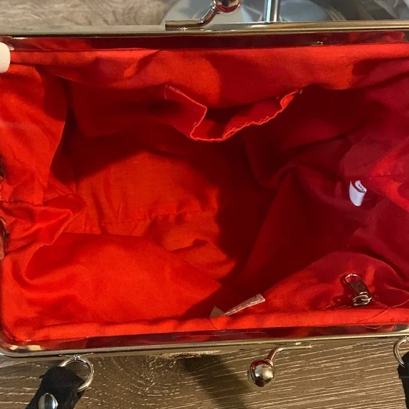 Cream Floral Print Shoulder Bag - Picture 6 of 8